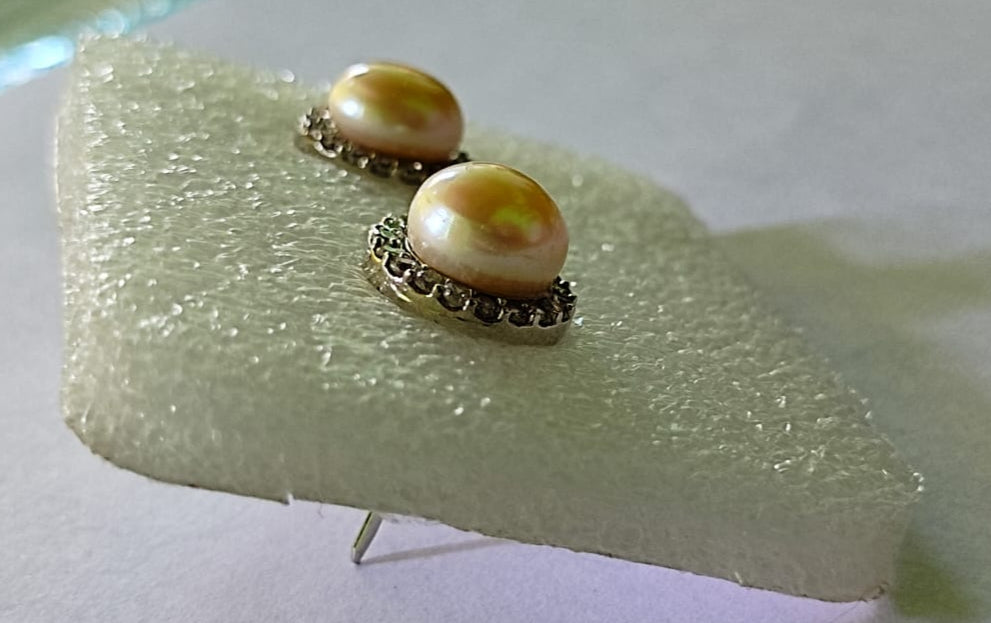 Perlavia Classic Pearl Stud Earrings