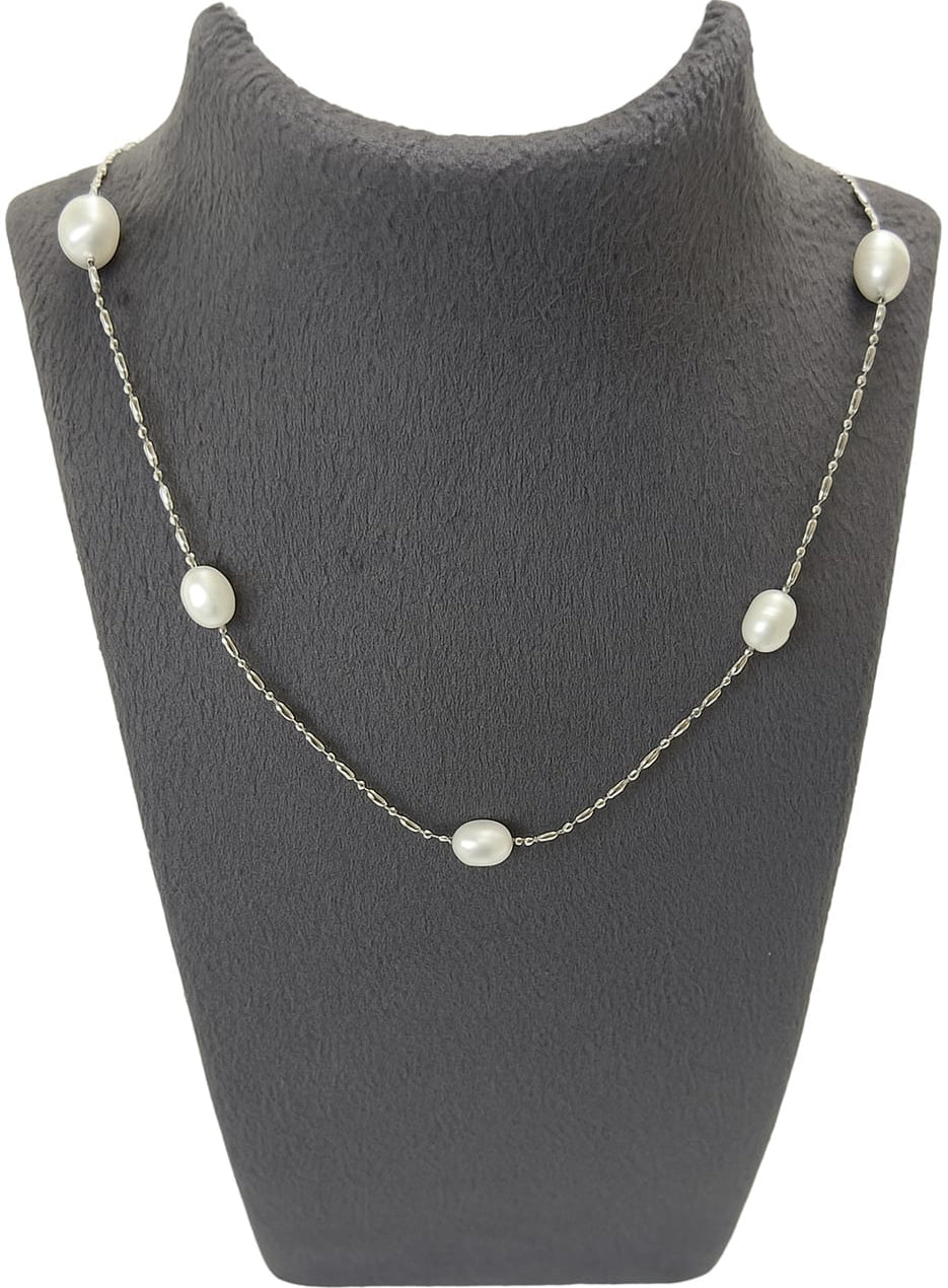 Dainty Natural Freshwater Round Pearl Necklace